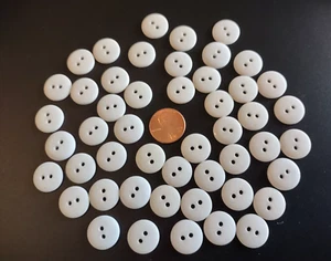 40 Dull White 2 Hole Sew Through Buttons, 15mm ~ 5/8" #51A - Picture 1 of 4