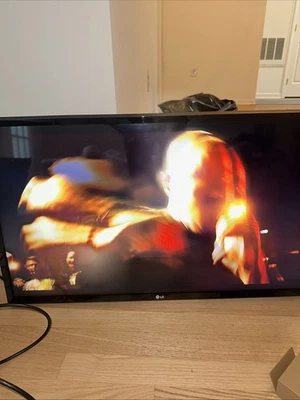 lg tv - Image 1 of 4