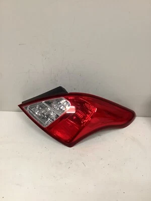 Nissan Versa 2013 2014 2015 2016 2017 2018 2019 pasajero derecho A79R-9922 TC Foto 1 de 4