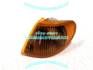 Intermitente delantero LADA SAMARA 2113 2114 2115 Front Turn Signal LEFT YELLOW - Picture 1 of 13