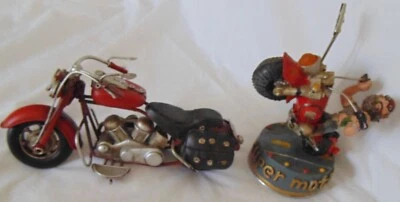 moto en metal fait main vintage 20 cm + figurine super motard en resine 12 cm - Photo 1/4