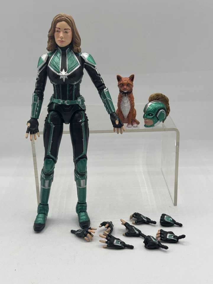 Экшн-фигурка Marvel Select Starforce Captain Marvel Diamond Select Toys - Изображение 1 из 4
