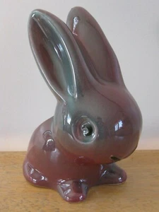 Maceta Beauceware Cerámica Oreja Grande Conejo Conejo 5A Canadá Color Ciruela RARA - Imagen 1 de 4