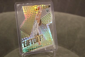 2022 Panini Revolution WNBA Liftoff! DIE CUT #18 Sabrina Ionescu - NY Liberty - Picture 1 of 7