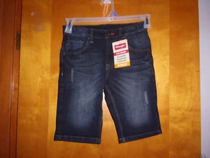 NUEVO NIÑO "WRANGLER" OSCURO. PANTALONES CORTOS AZUL DENIM " con cintura ajustable y trabillas para cinturón - Imagen 1 de 3