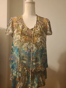 DressBarn Women's Blue White Yellow Purple Green Floral. Short Sleeve Top,Size L - Picture 1 of 4