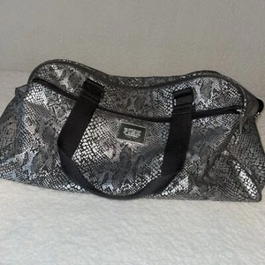 Victorias Secret Pink Iridescent bag - Picture 1 of 19