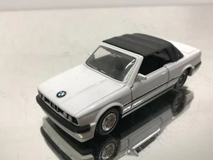 MC TOYS MADE IN MACAU BMW 325i CABRIOLET -WHITE 1:37 - GOOD CONDITION - 338 - Imagen 1 de 5