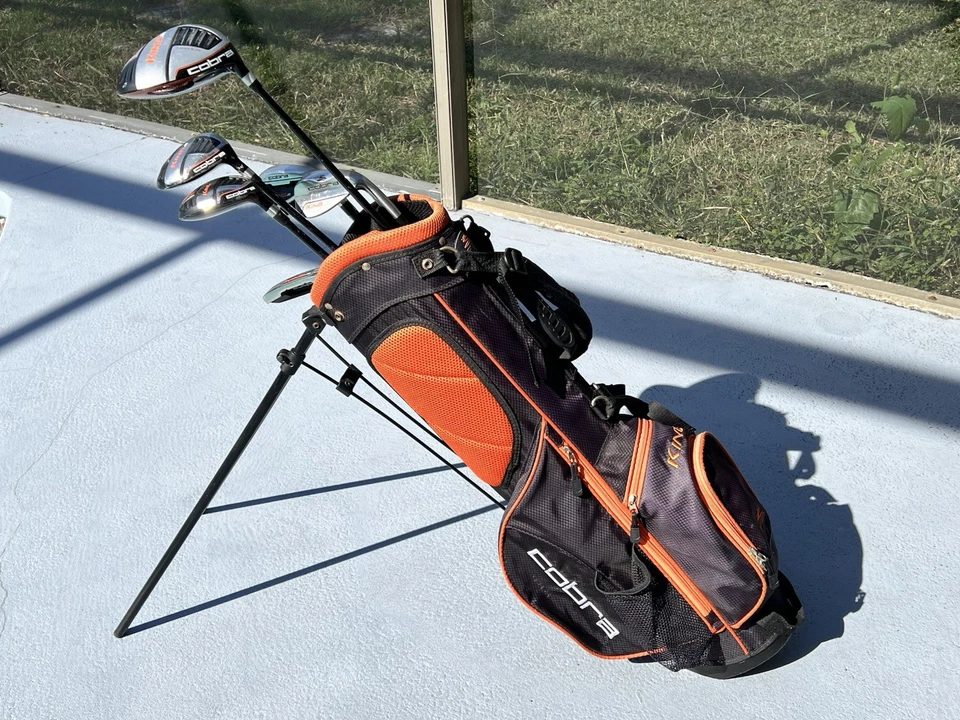 Cobra King Jr Club Set Youth Driver, Fairway, Hybrid, 7, 9, SW, Putter Bag READ - Image 1 of 4