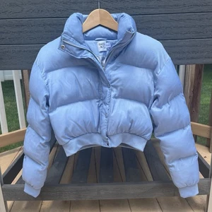 Princess Polly Light Blue Cropped Puffer Jacket Size S/M Crop - Picture 1 of 7