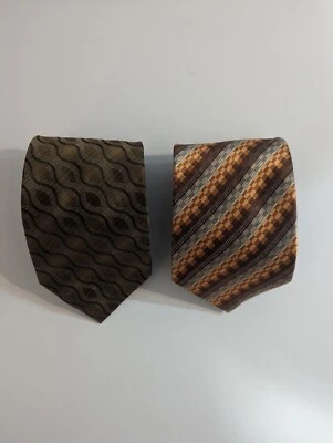 2 Ties, Kenneth Cole + Giorgio Bissoni 100% Silk Ties - Image 1 of 4