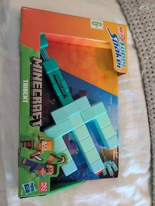 Nerf Super Soaker Minecraft Trident Water Blaster Pull Back Plunger Handle Kids - Picture 1 of 4