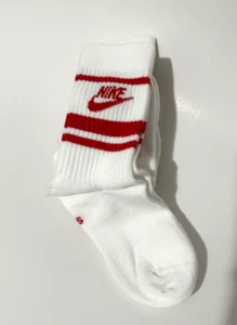 NEW 3-Pack Size Small Nike Everyday Essential Crew Socks Red White  [CQ0301-102] - Picture 1 of 5