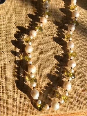 Baroque Elegant Pearl & Peridot Glass Bead Necklace Handcrafted Boho Chic - Image 1 of 4
