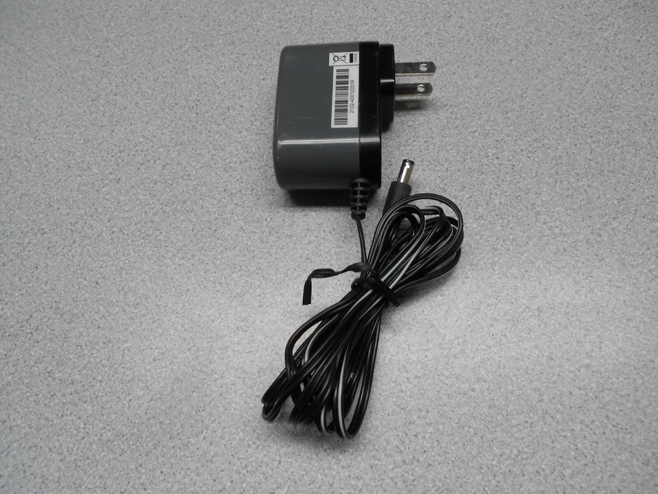 Linksys Power Adapter AD12V/0.5A-SW 12V 0.5A   AD12V/0.5A-SW AD12V/0.5A-SW +12V - Image 1 of 2