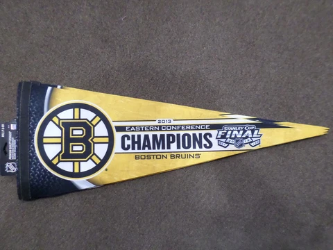 2013 BOSTON BRUINS EASTERN CONFERENCE CHAMPIONS STANLEY CUP ROLL & GO PENNANT Cover