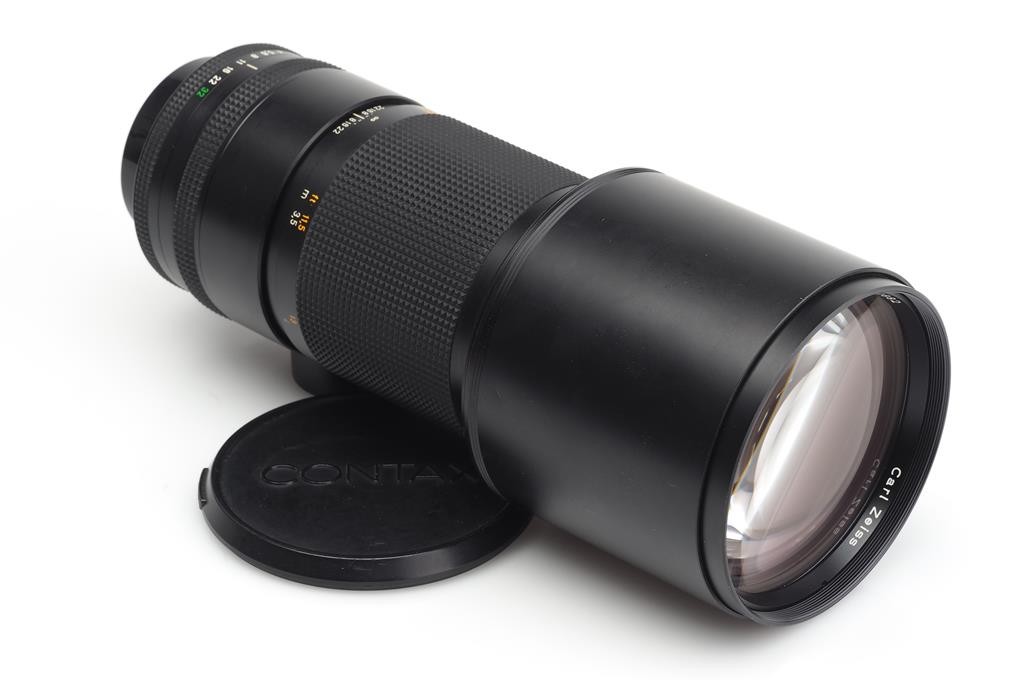 ZEISS Tele-Tessar T* 200mm Focal Camera Lenses for Contax ZEISS Tele-Tessar T* 200mm Focal Camera Lenses for Contax