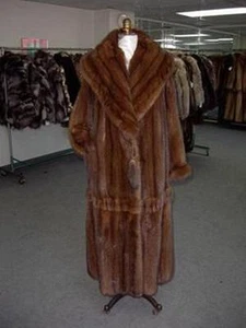 BRAND NEW TOP QUALITY CANADIAN SABLE FUR COAT FOR WOMAN - Picture 1 of 1