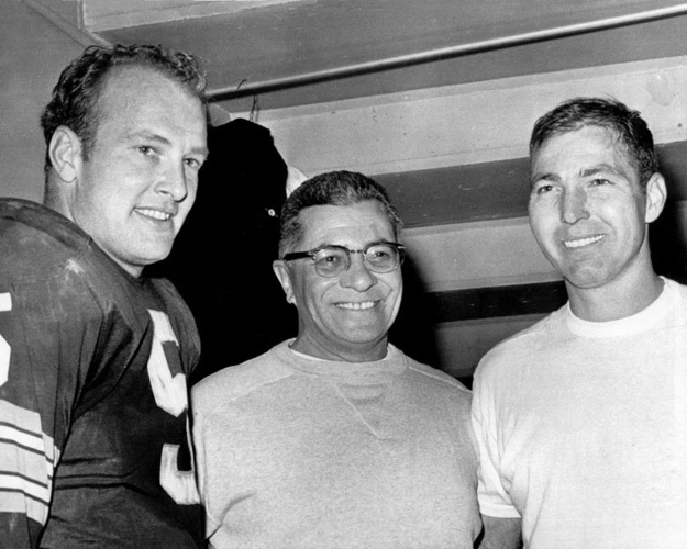 Foto brillante de 8x10 de Vince Lombardi Paul Hornung Bart Starr 1965 Green Bay Packers Foto 1 de 1