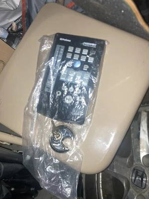 PreSonus FADERPORT V2 Single-Channel USB Production DAW Controller - Image 1 of 4