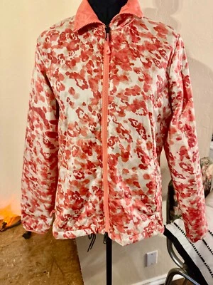 Chaqueta Mountain Hardwear Estampado Floral Cremallera Frontal Luz Talla Mediana Nylon Cuello Foto 1 de 4