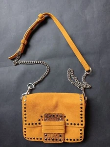 Great By Sandie Mustard Yellow Suede Boho Crossbody Bag With Chain Strap.Vgc - Picture 1 of 11