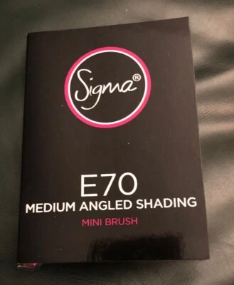 E70 MINI MEDIUM ANGLED SHADING BRUSH SIGMA SYNTHETIC MINI SIZE PINK - Image 1 of 4