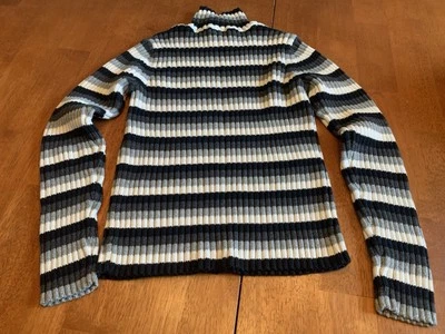 Suéter Juniors St Johns Bay Negro/Gris/Blanco Rayas Cuello Tortuga Talla M Foto 1 de 3