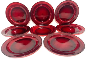 Arcoroc France Ruby Red Clear Glass Set Of 8 Rimmed Luncheon Plates 9 1/4" - Picture 1 of 1