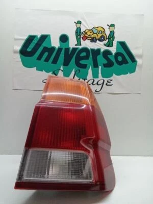 Lanterna traseira lateral direita 1999 Mitsubishi Montero Sport - Imagem 1 de 4