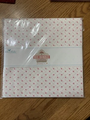 RILEY BLAKE Layer Cake - 42 10” Squares BEE BUNDLE Lmtd Ed BACKGROUND/Lori Smith - Image 1 of 3