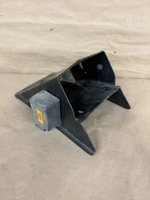 80-81 Moto Guzzi V50 Monza OEM Guardabarros Interior Trasero Cubierta Protector contra Salpicaduras Foto 1 de 4