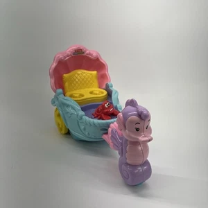 Die kleine Meerjungfrau Little People Seepferdchen Kutsche (funktionstüchtig) - Bild 1 von 10