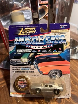 JOHNNY LIGHTNING MUSCLE CARS ▪︎ 72' AMC JAVELIN - 1:64 DIECAST CAR 🚨 NIP! - Image 1 of 2