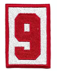 2016 Detroit Red Wings Gordie Howe "9" Memorial Patch (Road Jersey) - Bild 1 von 2