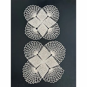 2 Hand Crochet Lace Doily Vintage Handmade Cottage Core Shabby Chic Farmhouse - Picture 1 of 4