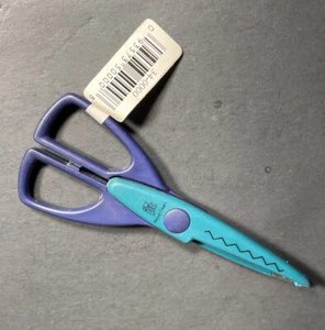 Paper Shapers 6 1/2" Craft Scissors - Provo Craft - Picture 1 of 3
