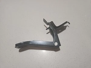 2022-2024 Toyota Tundra Front Link Bracket 76083-0C010 OEM - Picture 1 of 4