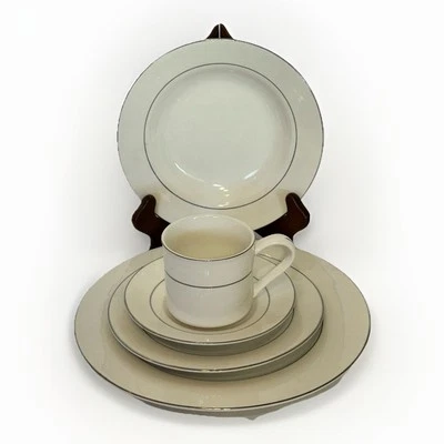 Tabletops Unlimited Double Platinum Band 5 Piece Dinner Service Discontinued NOS - Image 1 of 4