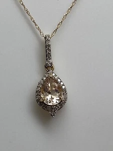 10K Yellow Gold Pear Shape Morganite and 0.11ct twt. Diamond Pendant with Chain - Picture 1 of 15