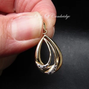 9ct Gold Diamond Loop Pendant 0.67g 27mm x 14mm - Picture 1 of 4