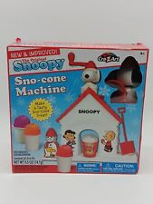 The Original Snoopy Snow cone Machine Peanuts Charlie Brown NEW Damaged Box