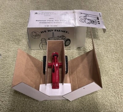 ERTL McCormick Deering Farmall MTA Diesel 1991 Farm Toy Show Tractor 1/43 NIB - Image 1 of 4