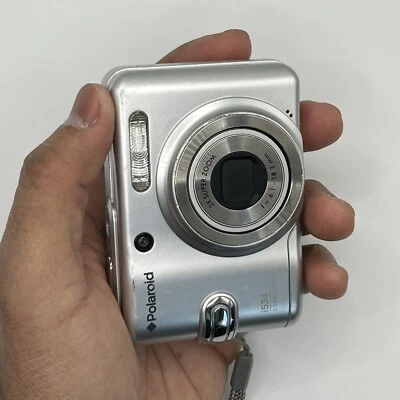 Polaroid I534 5.0MP Digital Camera - Silver - FOR PARTS - Image 1 of 3