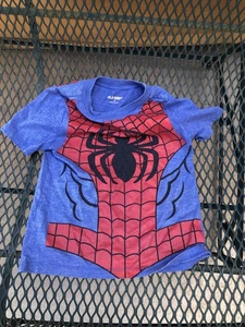 Old Navy Spiderman Boys T-Shirt Spider Web Spider Size 4 T - Picture 1 of 11