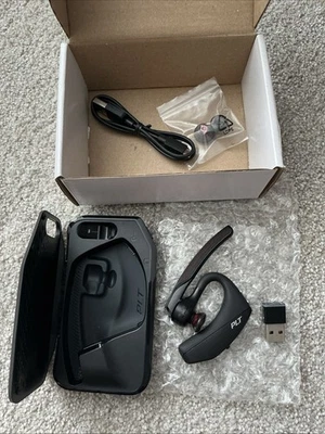 Plantronics Voyager 5200 UC Bluetooth Headset Black 206110, Manufacturer Refubsd - Image 1 of 4
