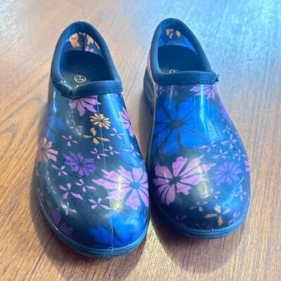 Zuecos Sloggers Talla 8 Impermeables Sin Cordones Jardín Azul Floral Confort Lluvia Barro Foto 1 de 4