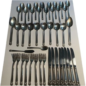 1847 Rogers Bros Eternally Yours Silverplate Flatware 44 Piece Set for 8 Serving - Picture 1 of 14