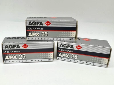 3 Rolls Agfa Agfapan APX 25 Professional Black & White 120 Film 7/03 - Frozen - Image 1 of 4