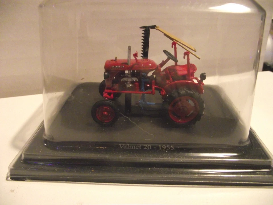 Hachette 1/43 Valmet 20 Tractor 1955 - Image 1 of 1